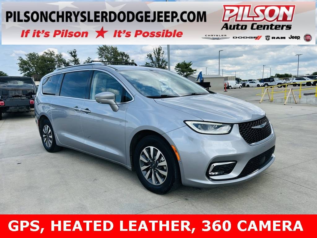 2021 Chrysler Pacifica Hybrid Touring L — Minivan — 96,620 mi — Mattoon, IL