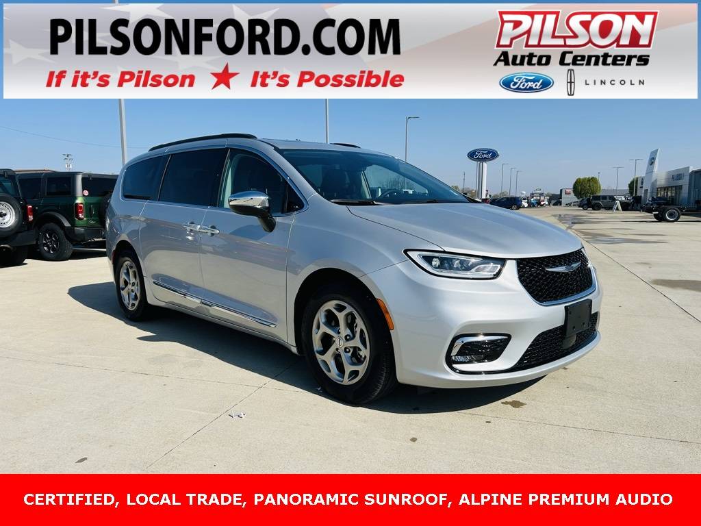 2023 Chrysler Pacifica Limited — Minivan — 30,865 mi — Mattoon, IL