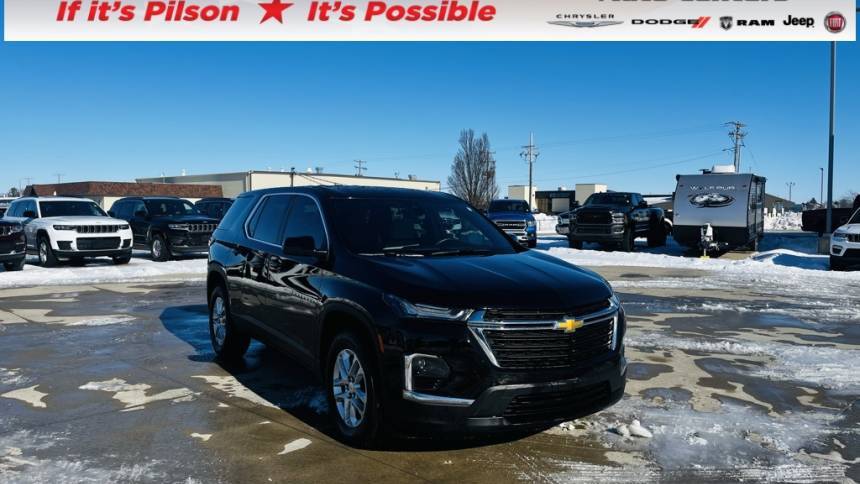 2023 Chevrolet Traverse LS — SUV — 4,230 mi — Mattoon, IL