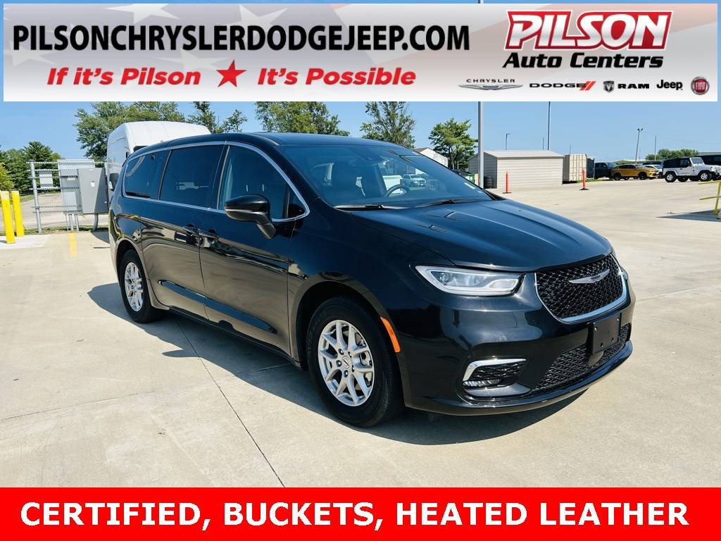 2025 Chrysler Pacifica Select — Minivan — 13,497 mi — Mattoon, IL