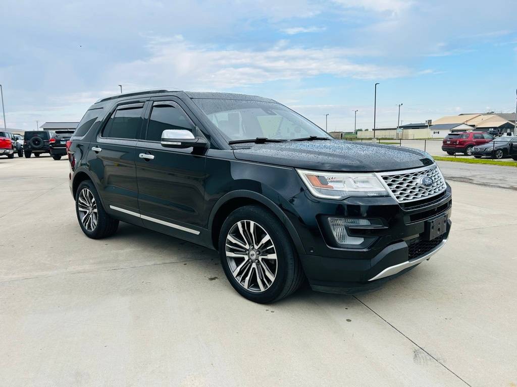 2017 Ford Explorer Platinum — SUV — 108,226 mi — Mattoon, IL