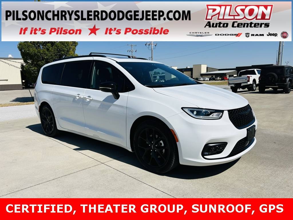 2024 Chrysler Pacifica Touring L — Minivan — 6,975 mi — Mattoon, IL