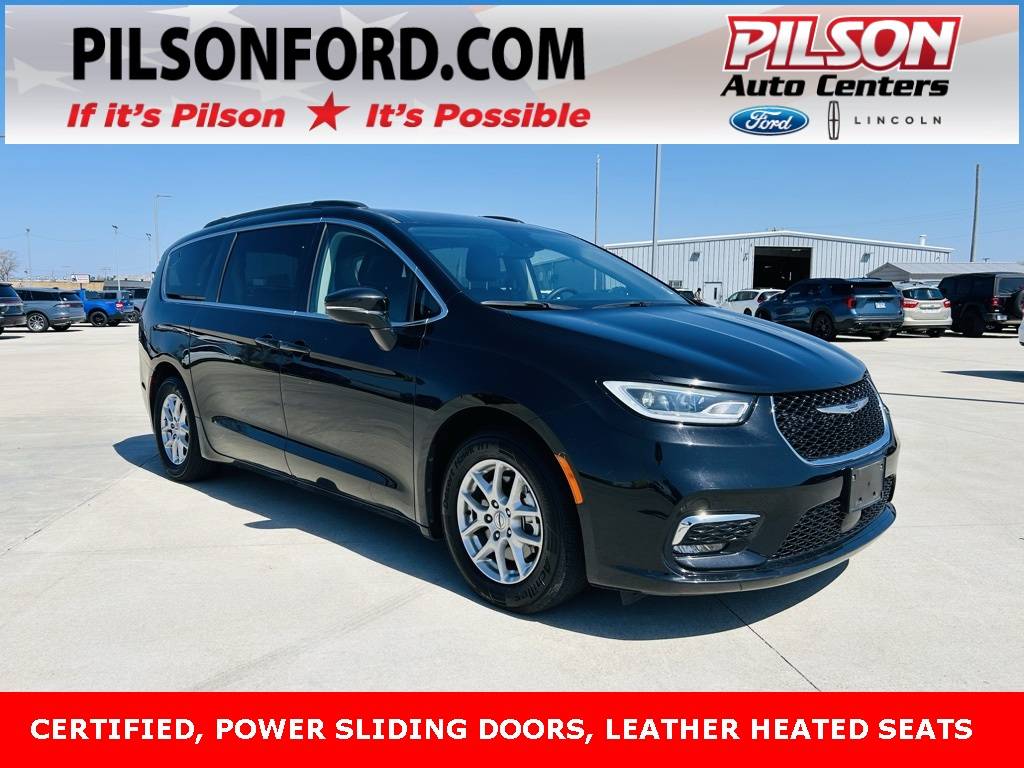 2022 Chrysler Pacifica Touring L — Minivan — 63,612 mi — Mattoon, IL