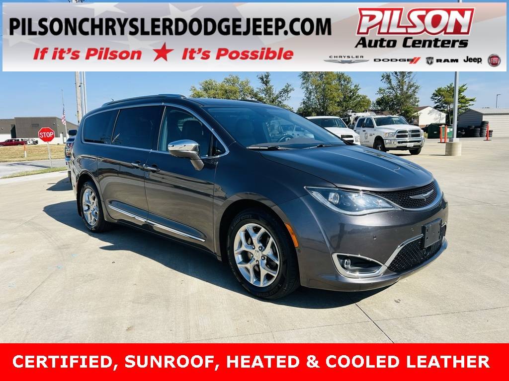 2017 Chrysler Pacifica Limited — Minivan — 111,499 mi — Mattoon, IL
