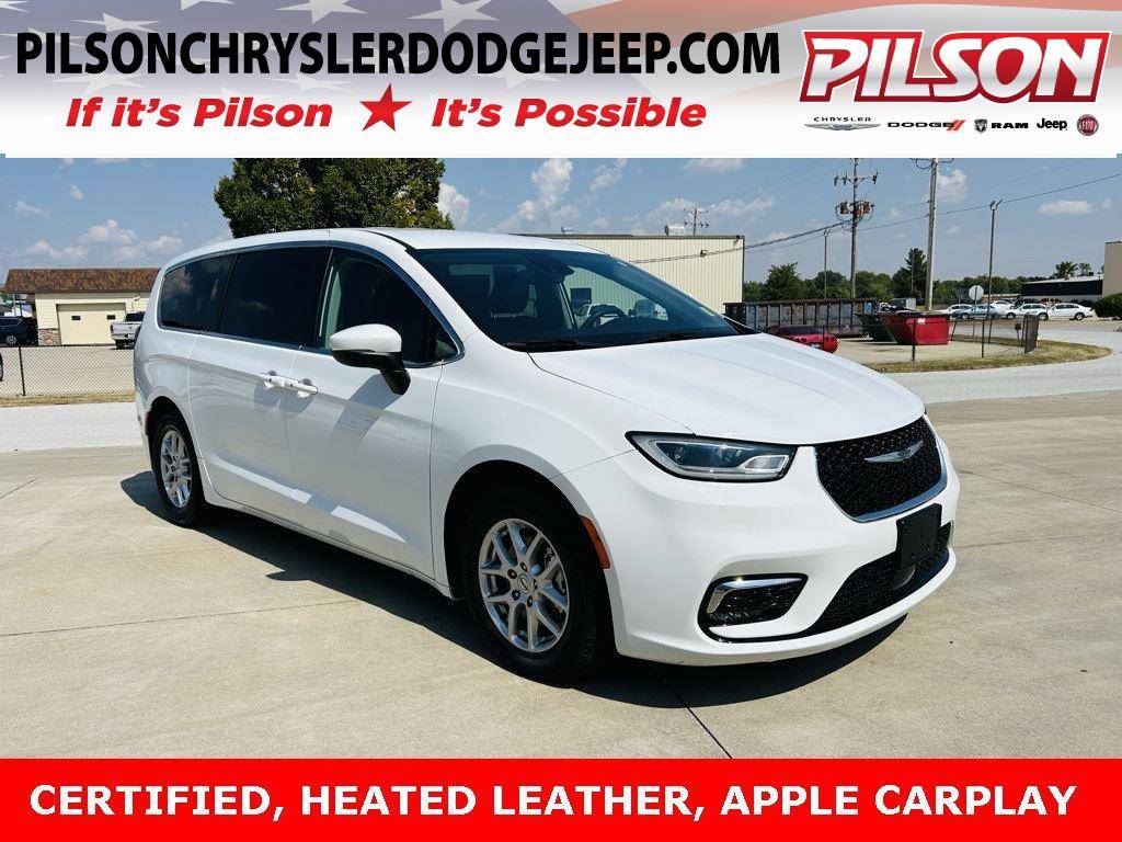 2023 Chrysler Pacifica Touring L — Minivan — 66,893 mi — Mattoon, IL