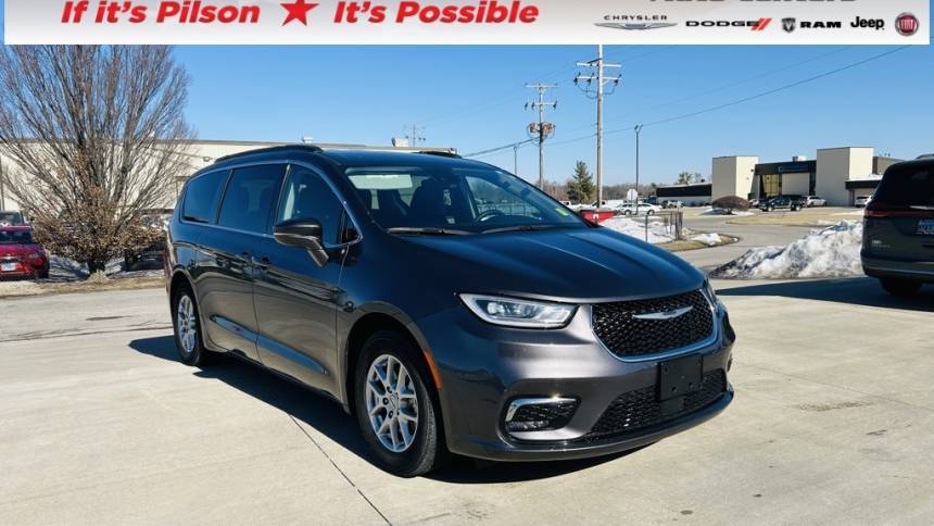 2022 Chrysler Pacifica Touring L — Minivan — 50,177 mi — Mattoon, IL