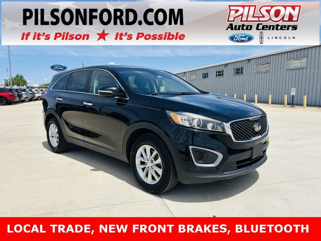 2017 Kia Sorento L — SUV — 131,771 mi — Mattoon, IL