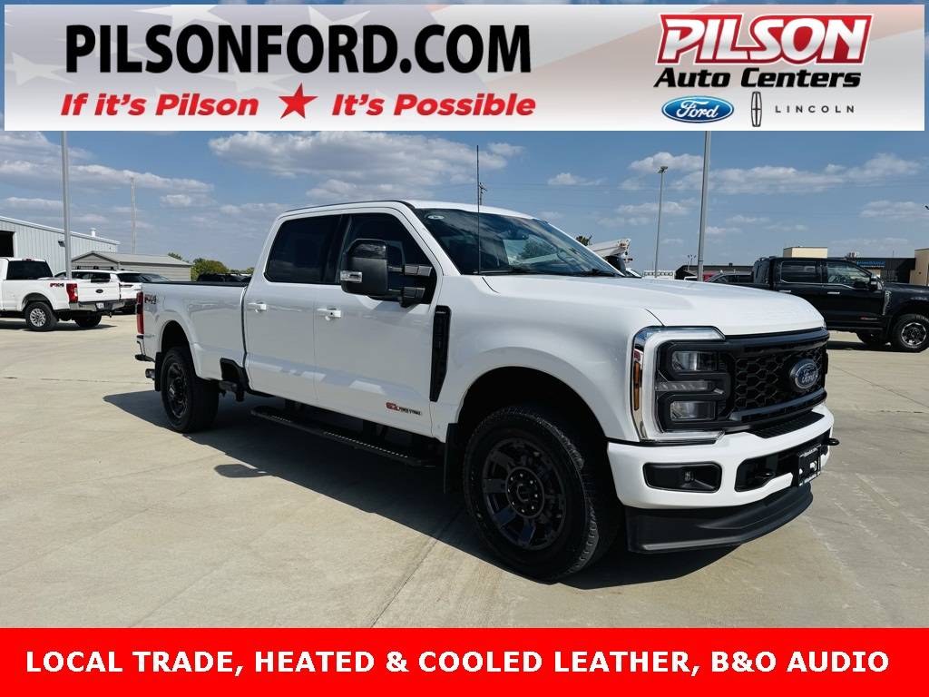 2024 Ford Super Duty F-350 LARIAT — Pickup Truck — 11,134 mi — Mattoon, IL
