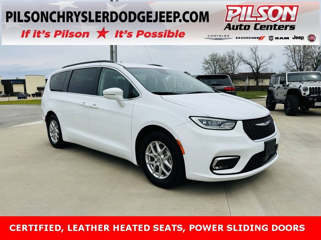 2022 Chrysler Pacifica Touring L — Minivan — 57,078 mi — Mattoon, IL