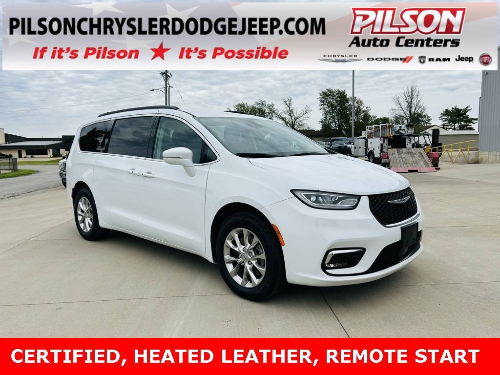 2022 Chrysler Pacifica Touring L — Minivan — 68,684 mi — Mattoon, IL