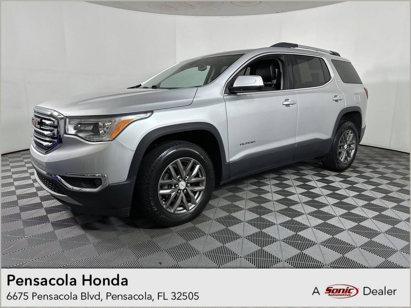 2017 GMC Acadia SLT — SUV — 151,388 mi — Pensacola, FL
