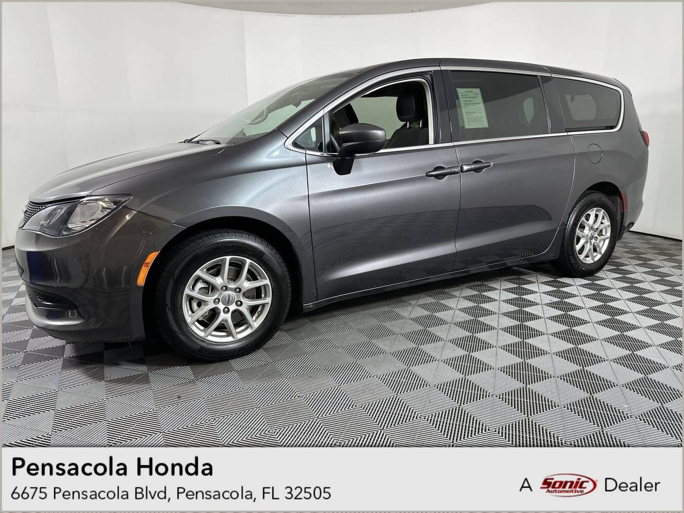 2023 Chrysler Voyager LX — Minivan — 66,505 mi — Pensacola, FL