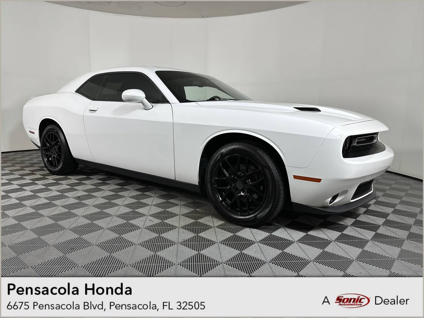 2019 Dodge Challenger SXT — Coupe — 67,556 mi — Pensacola, FL