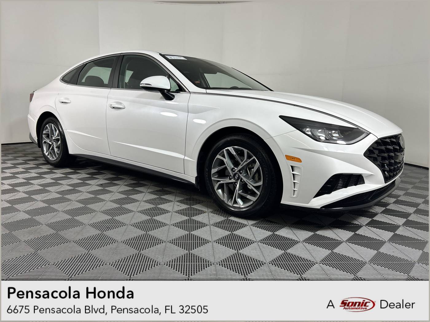 2022 Hyundai Sonata SEL — Sedan — 18,350 mi — Pensacola, FL
