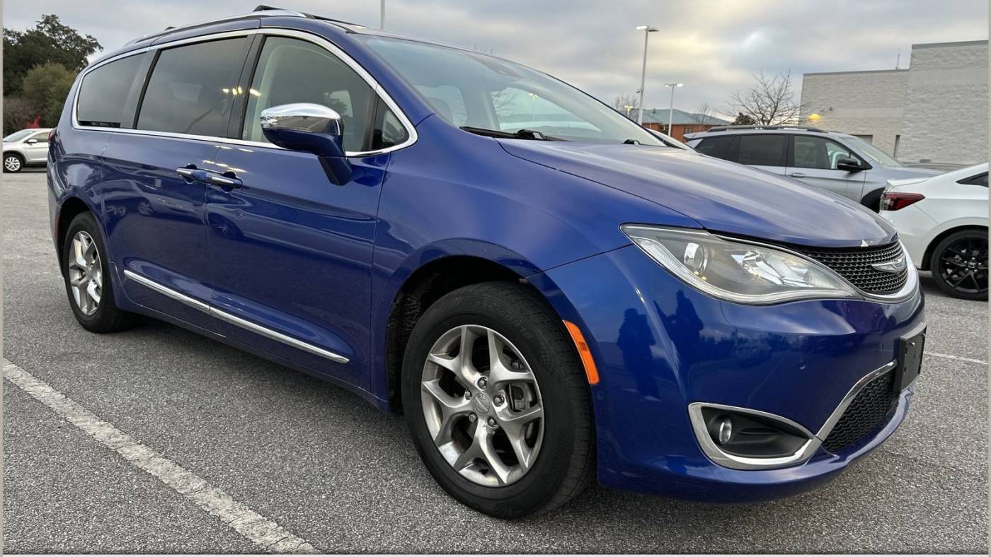 2018 Chrysler Pacifica Limited — Minivan — 137,600 mi — Pensacola, FL