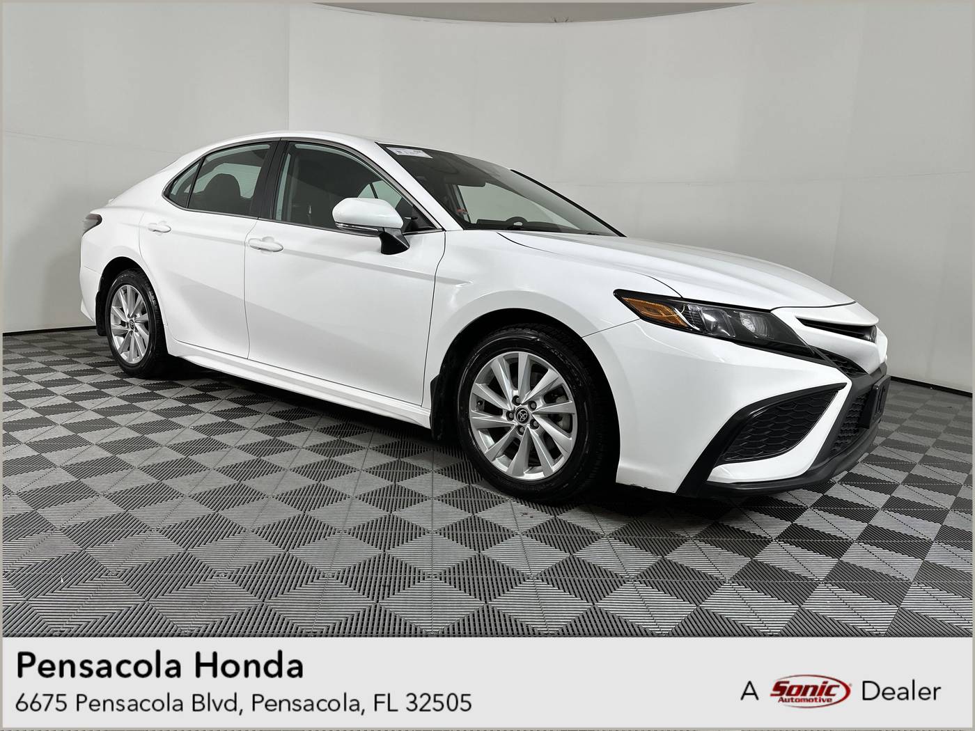 2022 Toyota Camry SE — Sedan — 64,719 mi — Pensacola, FL