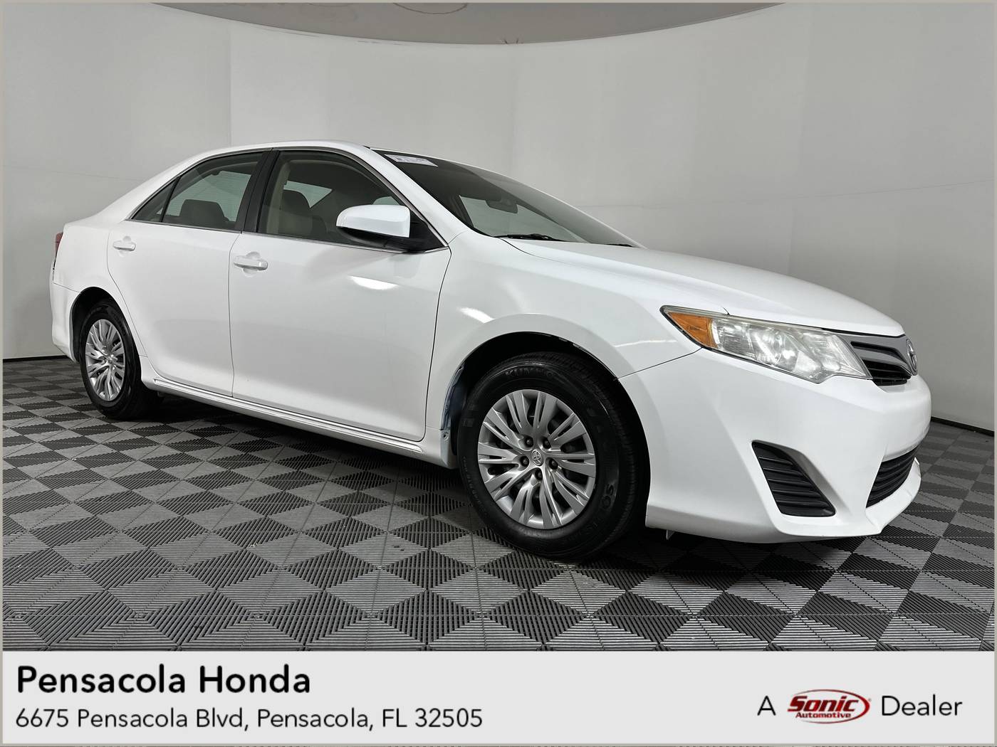 2014 Toyota Camry LE — Sedan — 91,622 mi — Pensacola, FL