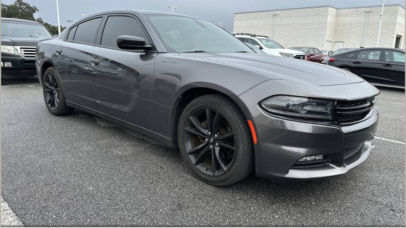 2017 Dodge Charger SXT — Sedan — 104,644 mi — Pensacola, FL