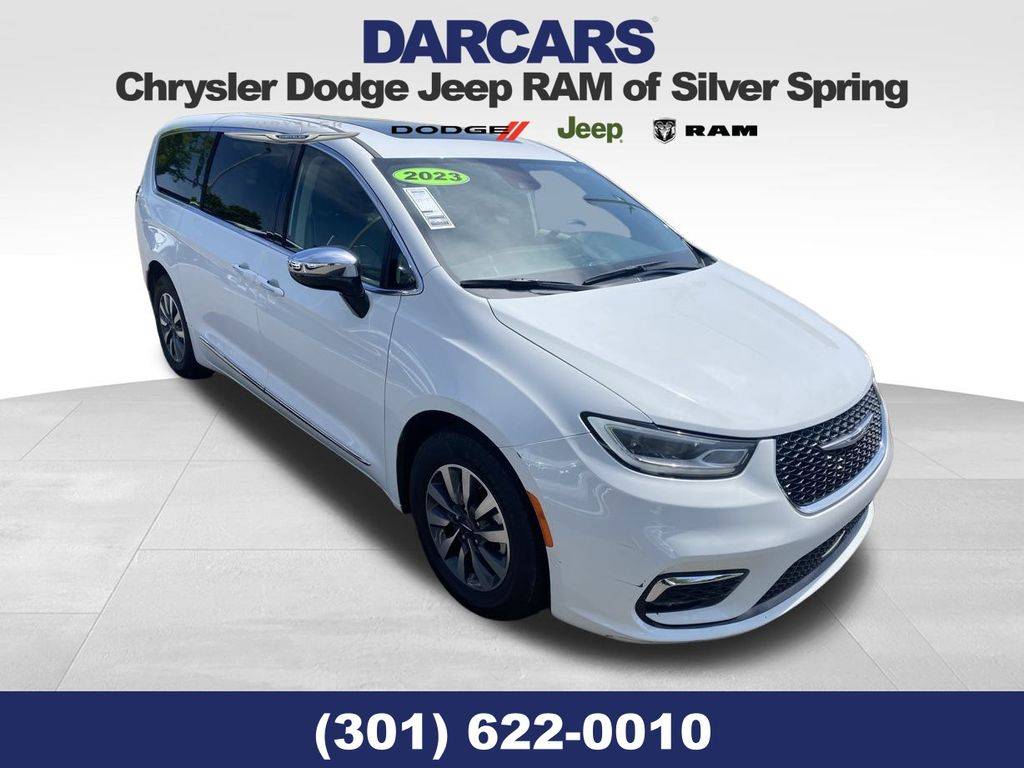 2023 Chrysler Pacifica Hybrid Limited — Minivan — 57,073 mi — Silver Spring, MD