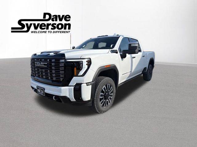 2025 GMC Sierra 3500HD Denali Ultimate — Pickup Truck — 9,706 mi — Albert Lea, MN