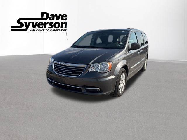 2015 Chrysler Town & Country Touring — Minivan — 86,229 mi — Albert Lea, MN