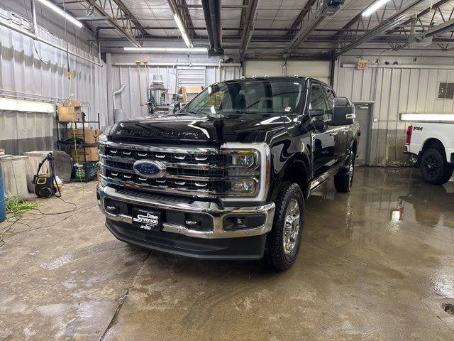 2024 Ford Super Duty F-350 LARIAT — Pickup Truck — 4,335 mi — Albert Lea, MN