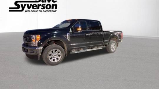 2017 Ford Super Duty F-350 Lariat — Pickup Truck — 59,508 mi — Albert Lea, MN