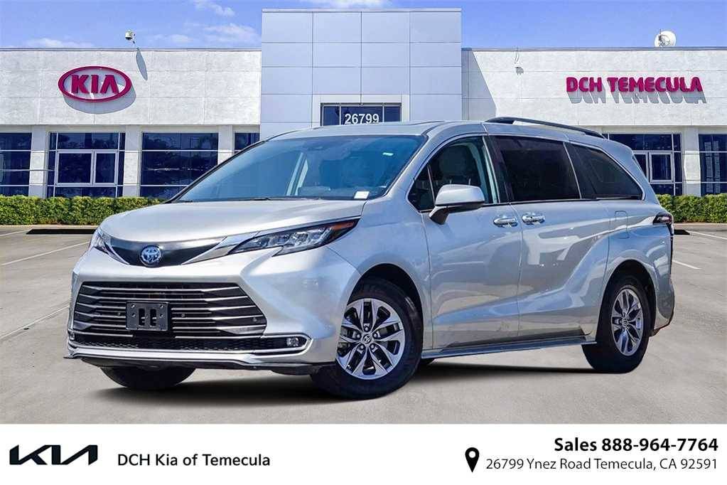 2023 Toyota Sienna XLE — Minivan — 42,066 mi — Temecula, CA