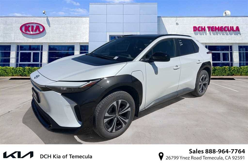 2024 Toyota bZ4X XLE — SUV — 7,894 mi — Temecula, CA