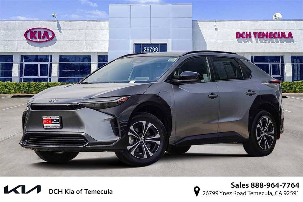 2023 Toyota bZ4X XLE — SUV — 11,850 mi — Temecula, CA