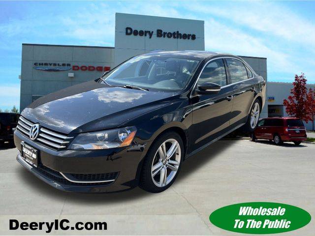 2014 Volkswagen Passat SE — Sedan — 119,739 mi — Iowa City, IA
