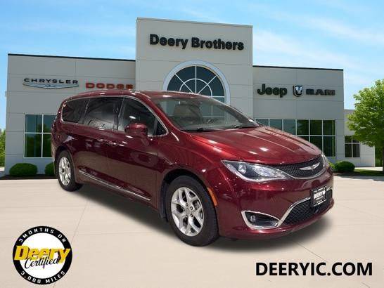 2020 Chrysler Pacifica Touring L — Minivan — 102,844 mi — Iowa City, IA