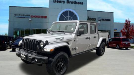 2021 Jeep Gladiator Willys — Pickup Truck — 53,582 mi — Iowa City, IA
