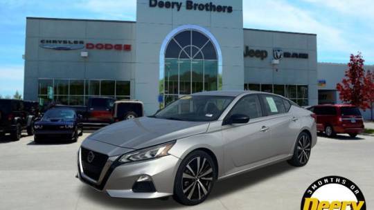 2022 Nissan Altima SR — Sedan — 50,065 mi — Iowa City, IA