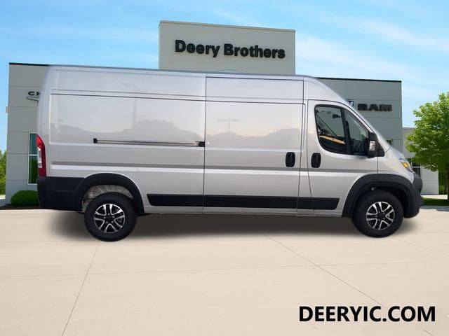 2025 Ram ProMaster Cargo Van SLT 2500 — Cargo Van — 101 mi — Iowa City, IA