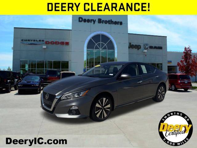 2020 Nissan Altima SL — Sedan — 122,532 mi — Iowa City, IA