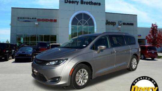 2018 Chrysler Pacifica Touring L — Minivan — 63,438 mi — Iowa City, IA