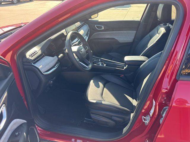 2024 Jeep Compass Latitude — SUV — 26,949 mi — Iowa City, IA