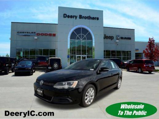 2014 Volkswagen Jetta 1.8T SE — Sedan — 142,034 mi — Iowa City, IA