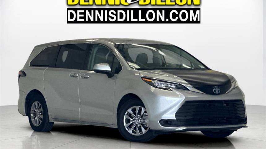 2023 Toyota Sienna LE — Minivan — 46,303 mi — Boise, ID