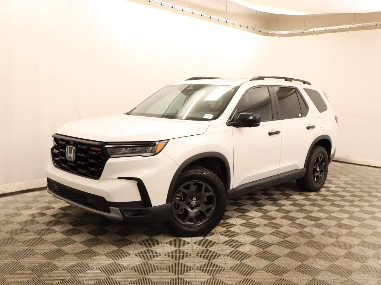 2024 Honda Pilot TrailSport — SUV — 21,124 mi — Scottsdale, AZ