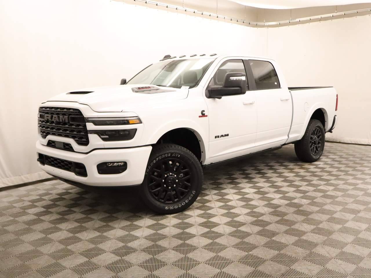 2025 Ram 3500 Limited — Pickup Truck — 357 mi — Scottsdale, AZ