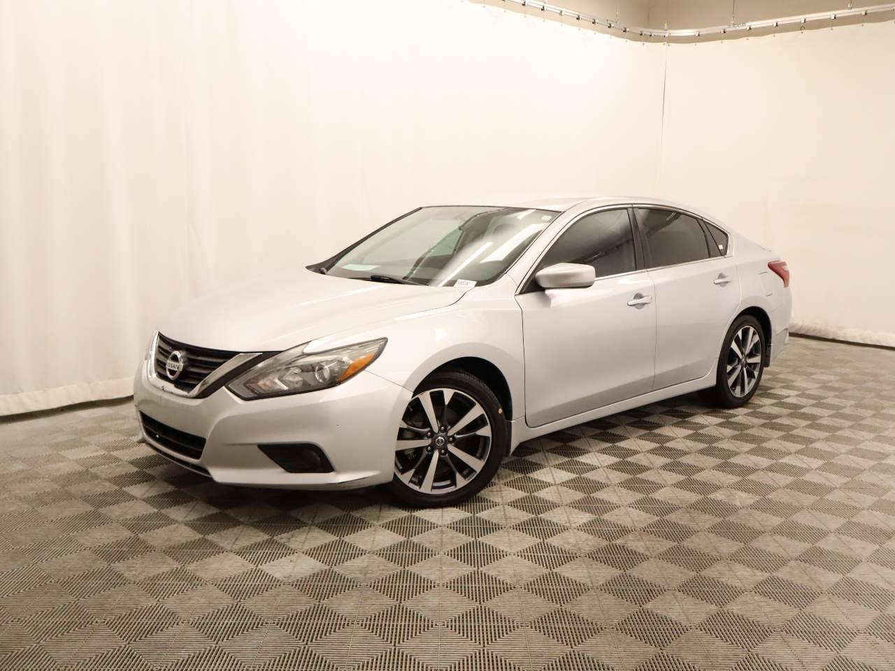2017 Nissan Altima 2.5 SR — Sedan — 79,991 mi — Scottsdale, AZ