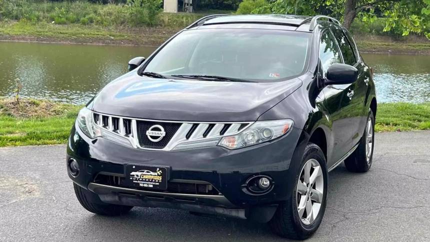 2010 nissan murano black