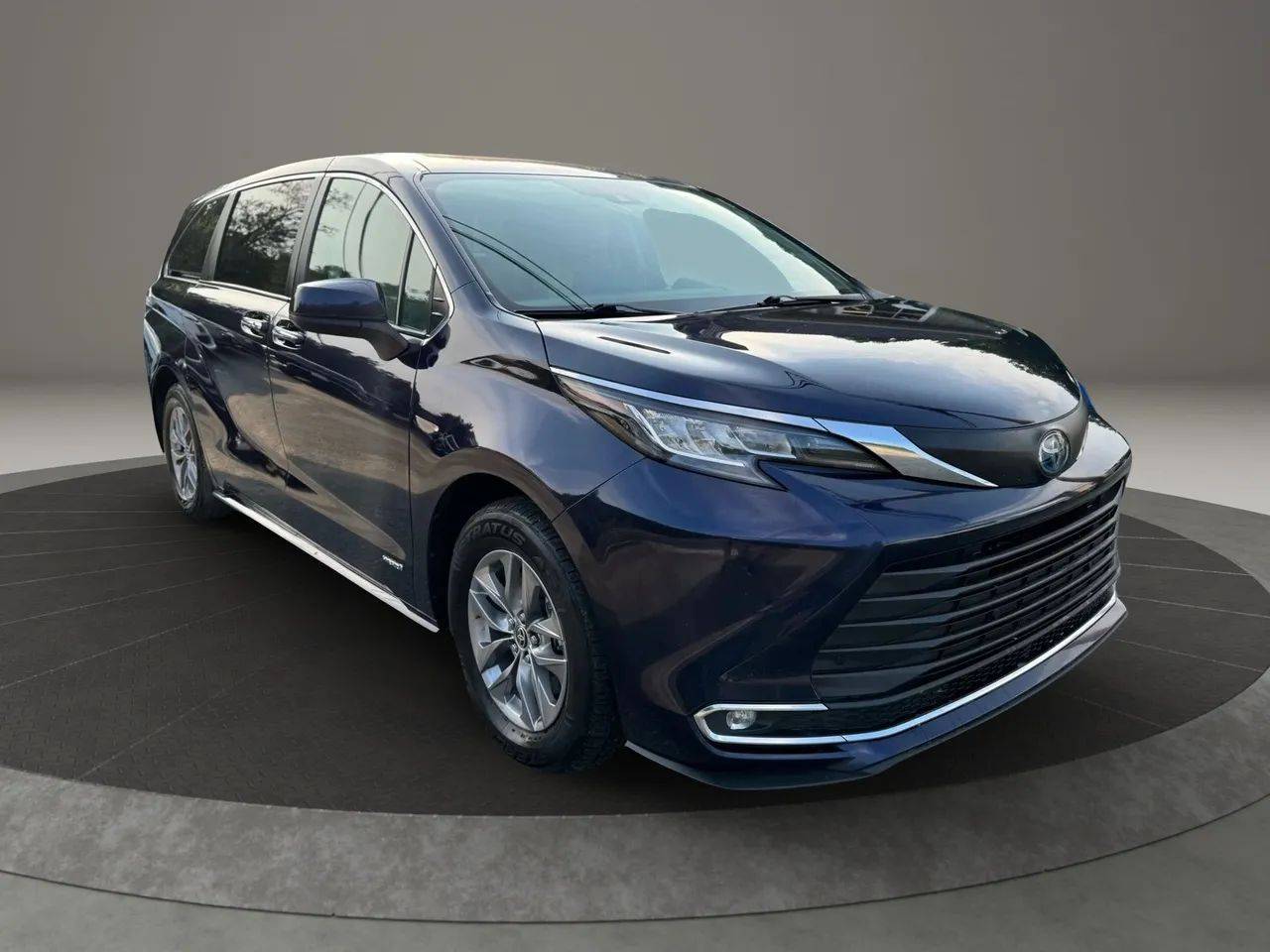 2021 Toyota Sienna XLE — Minivan — 131,835 mi — Stafford, VA