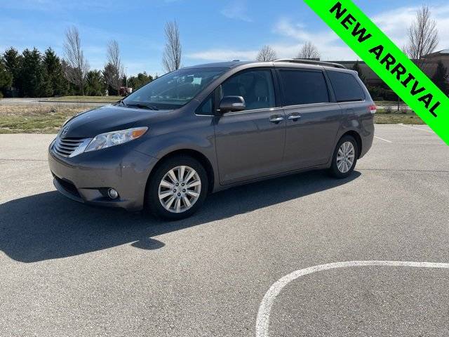 2013 Toyota Sienna Limited — Minivan — 140,292 mi — Noblesville, IN
