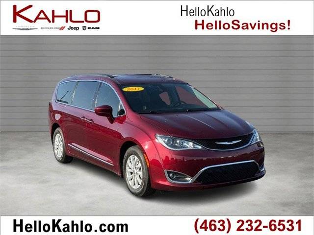 2017 Chrysler Pacifica Touring L — Minivan — 94,841 mi — Noblesville, IN