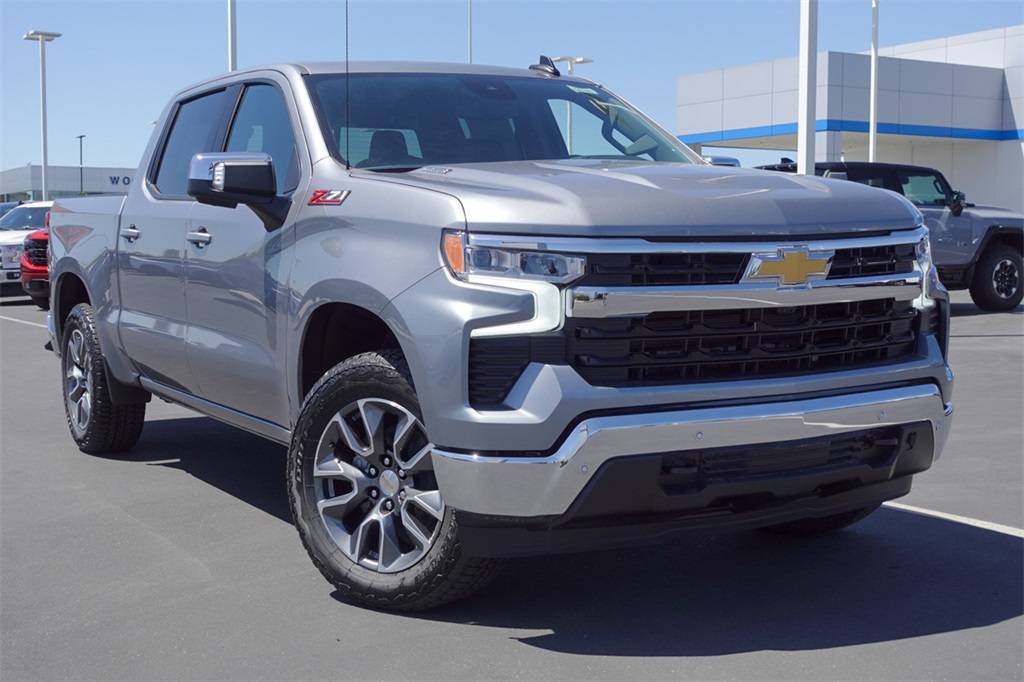 2025 Chevrolet Silverado 1500 LT — Pickup Truck — 23 mi — Woodland, CA