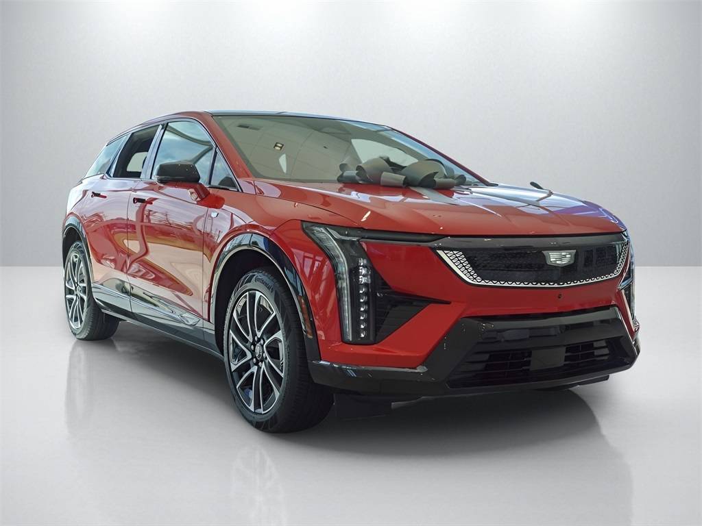 2025 Cadillac OPTIQ Sport 2 — SUV — 17 mi — Woodland, CA