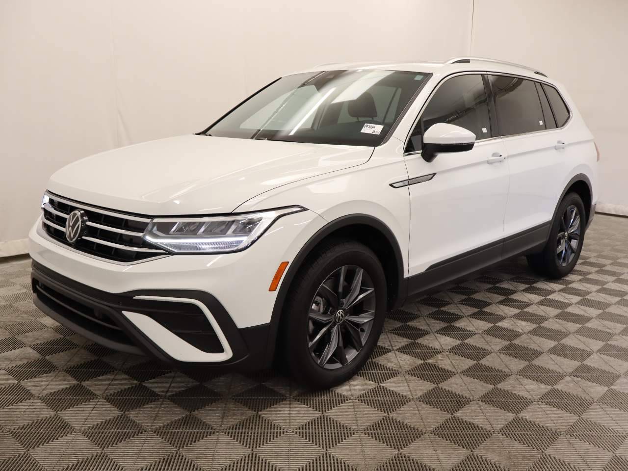 2022 Volkswagen Tiguan SE — SUV — 20,189 mi — Scottsdale, AZ